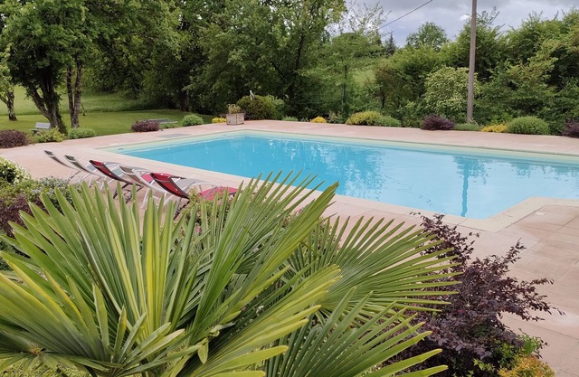 Casa de campo 8 personas cómodas, gran piscina