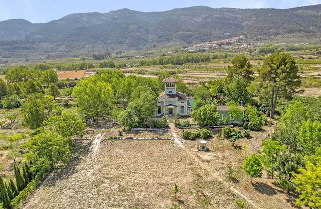 Casa rural 'Albergue Rural Riera D'Agres' con vistas a la montaña, piscina y Wi-Fi