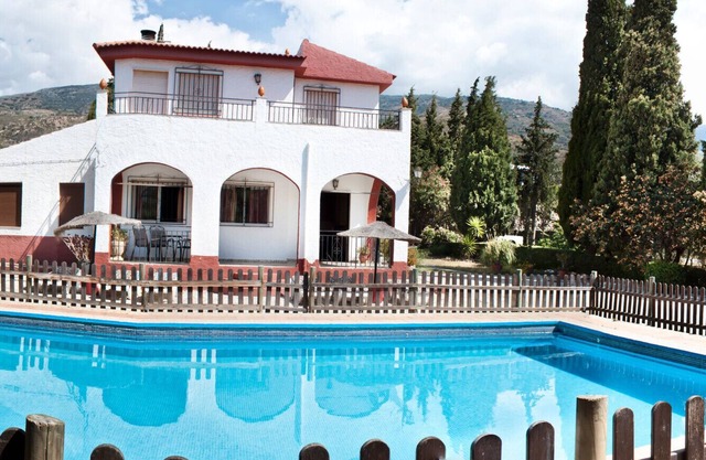 Casa rural 'Ana - Cortijo Puerta' con piscina privada, Wi-Fi y aire acondicionado