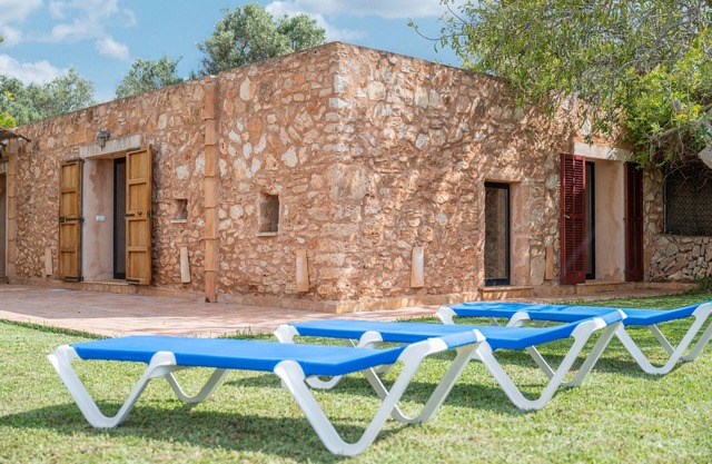 Casa rural 'Andres ' con vistas a la montaña, Wi-Fi y aire acondicionado