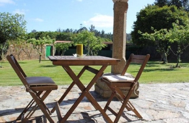 Country House 'Casa 1' with Shared Terrace, Shared Garden and Wi-Fi