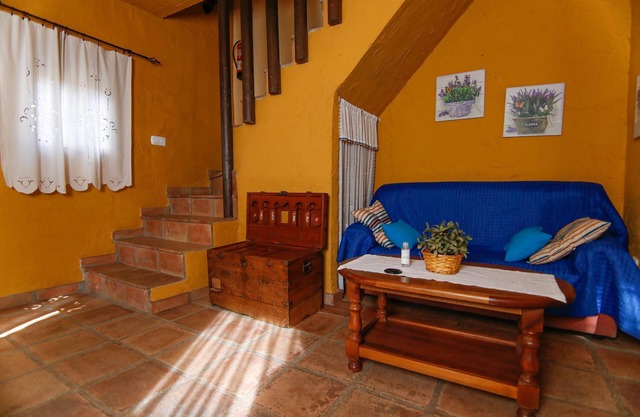 Casa rural 'Casas Rurales El Viejo Castaño 2' con vistas a la montaña y aire acondicionado