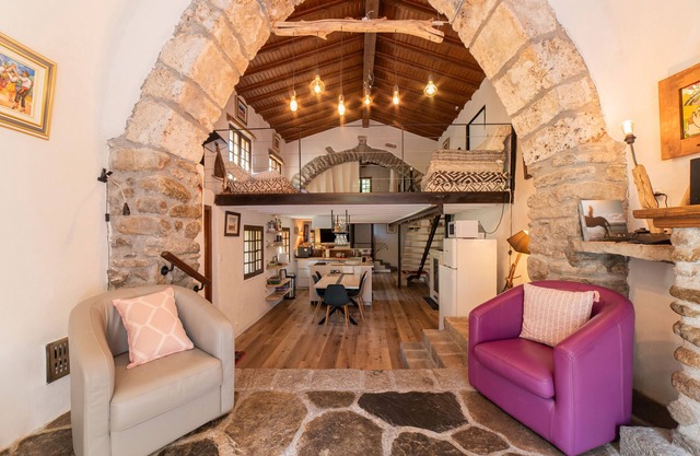 Country House 'Chapelle De Léca' with Mountain View, Private Terrace and Wi-Fi