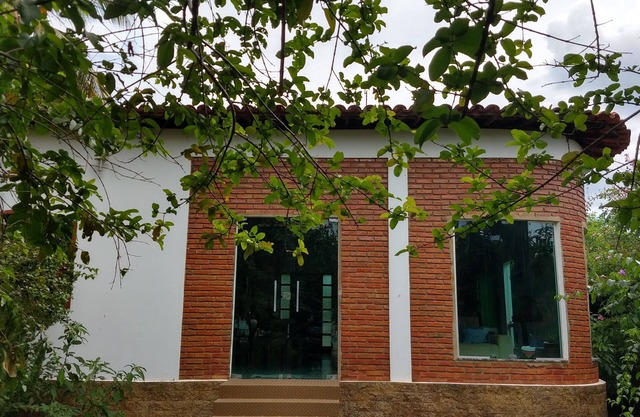Country house, close to Peruaçu Park. Pleasant and practical environment.
