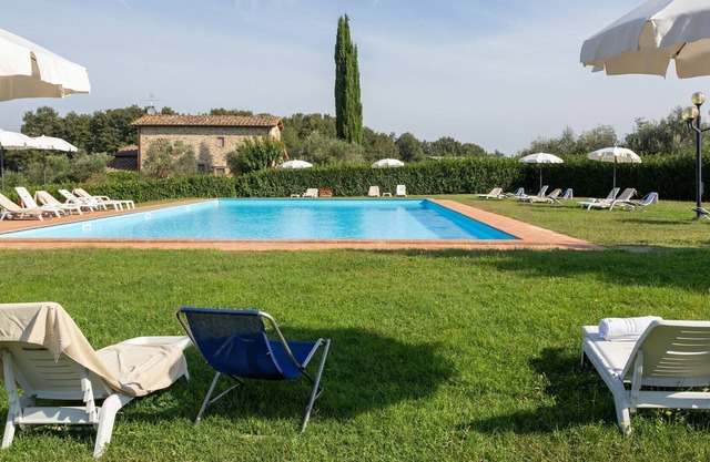 Country House / Farm House en Mercatale con 2 habitaciones, capacidad 4