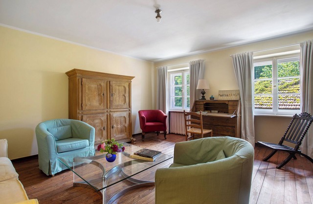 Casita de campo 'Gutshof An Der Alten Linde' con jardín privado y Wi-Fi