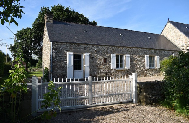 Country house in the heart of the Cotentin region Pets welcome