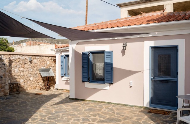 Casa rural 'Koilada Family House 2' con vistas al mar, Wi-Fi y aire acondicionado