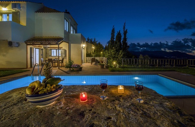 Casa rural 'Malathiros 1 con piscina privada' con vistas al mar, Wi-Fi y aire acondicionado