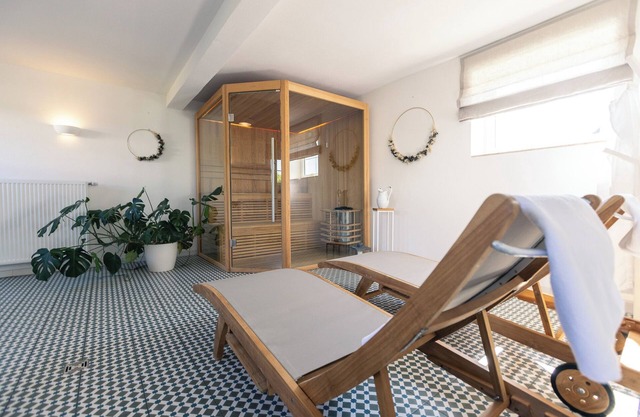 Country house Paco - family vacation with sauna, fireplace and large garden to relax in