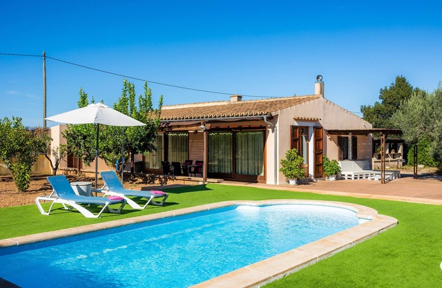 Casa rural 'S'Hostalet' con vistas a la montaña, piscina privada y Wi-Fi