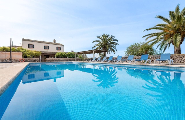 Country House Son Rossinyol Petit with Private Pool and Wi-Fi