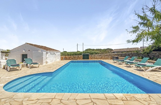 Casa rural 'Son Sanxo' con piscina compartida, terraza privada y Wi-Fi