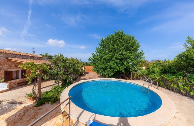 Casa rural "Villa Jacoba" con piscina y cerca de un parque natural