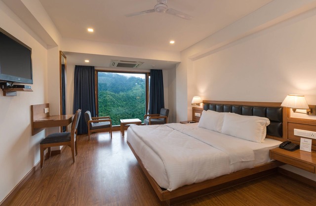 Country Inn Premier Pacific Mall Road Mussoorie
