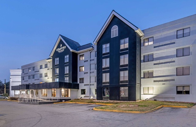 Country Inn & Suites by Radisson, Atlanta Airport South, GA