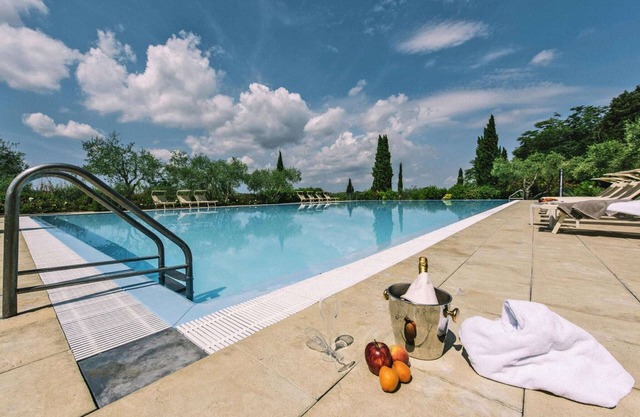 Casa rural en Toscana con piscina y tenis