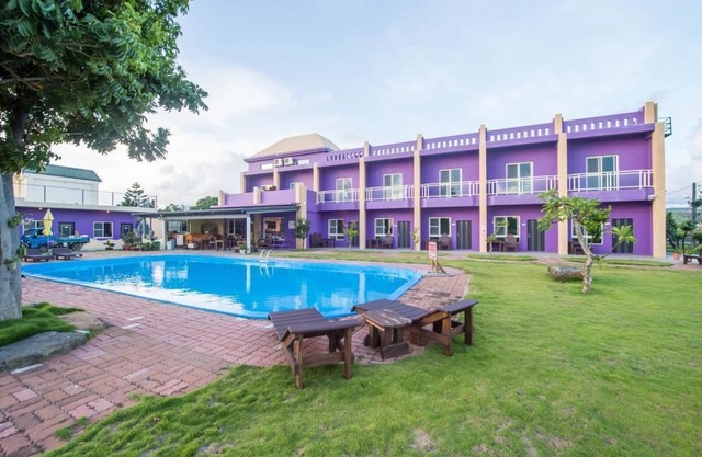 Country Lane Hostel