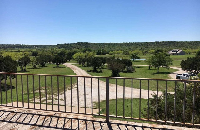 COUNTRY RETREAT, GUEST HOUSE, WIFI, POND, FAMILY, ROMANTIC, UPSTAIRS, SUNSETS