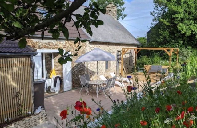 Family house countryside / sea