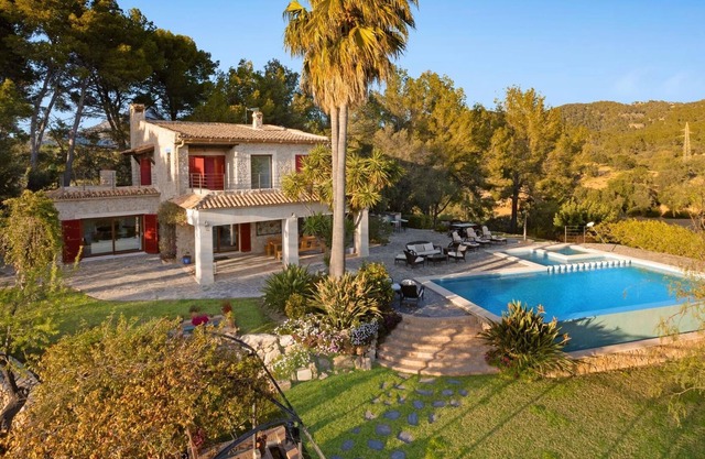 Country Villa Estel