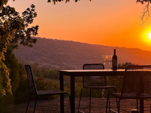 Country Villa with Netflix and Swimming Pool