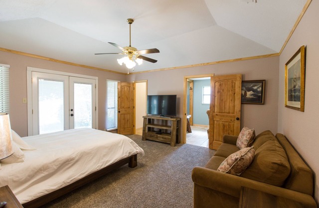 Country Wedding Lodging