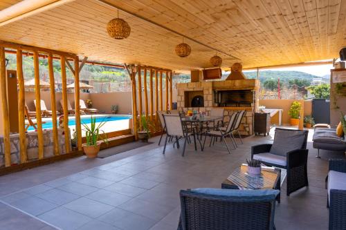 Countryhouse Villa with pool & private parking