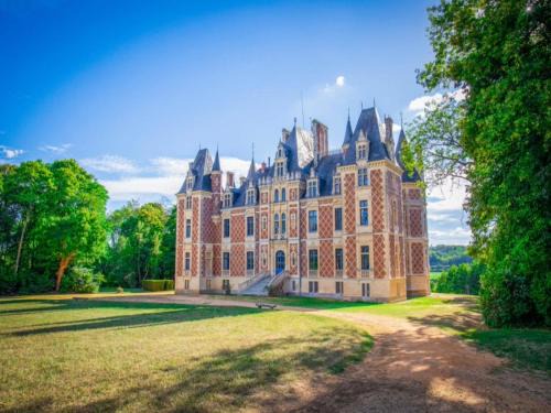 Countryside castle with Concierge Luxury