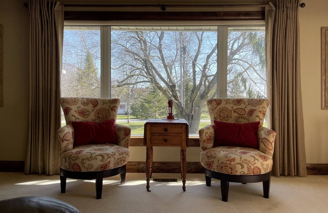 Countryside Farm house near beautiful Lake Erie