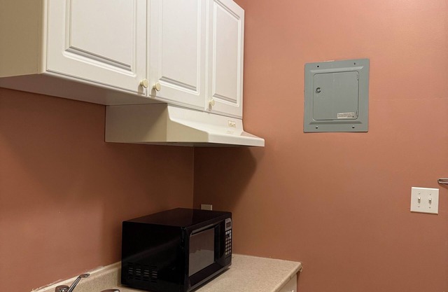 Couple Suite with Private Bathroom & Kitchenette