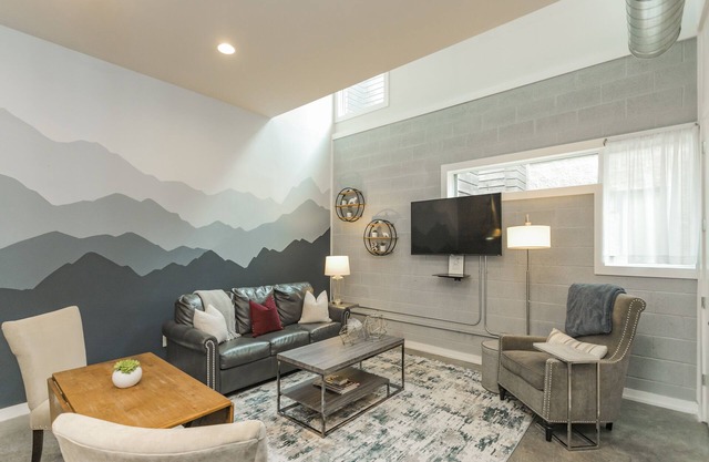LUXURY LOFT ROOFTOP PRIVADO MIN 2 HONK TONKS!