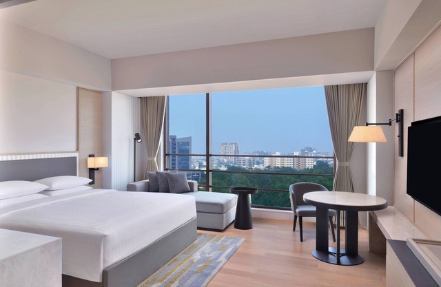 Courtyard By Marriott Ahmedabad Sindhu Bhavan Road