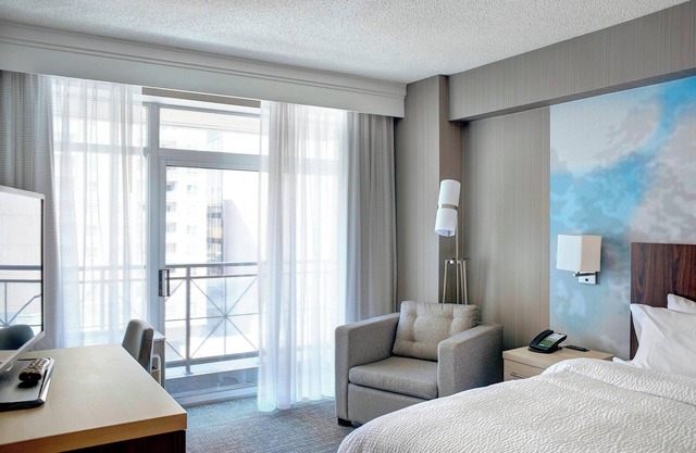 Courtyard by Marriott Downtown Toronto