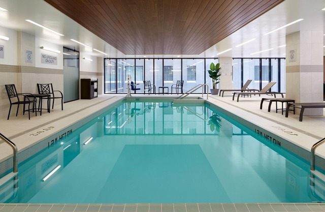 Courtyard by Marriott Montreal Midtown
