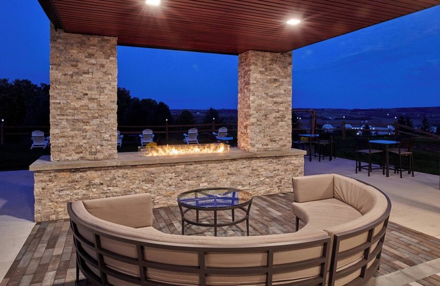Courtyard by Marriott Petoskey at Victories Square