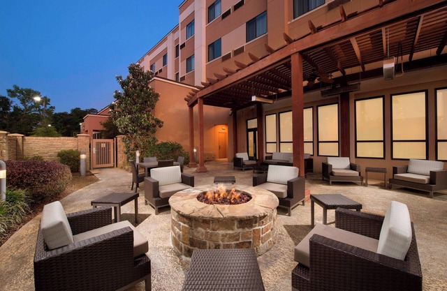 Courtyard by Marriott Tyler
