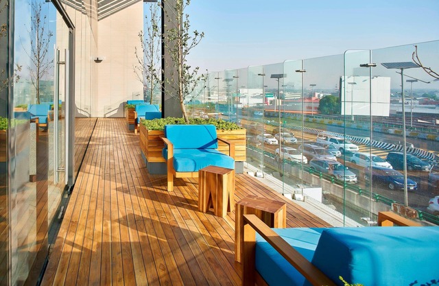 Courtyard Mexico City Toreo