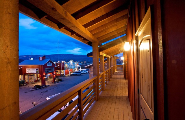 Cousins Country Inn
