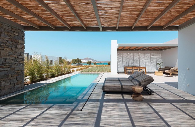 Cove Paros