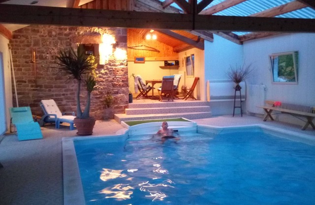 LOGIS LUESURS DU SOLEIL 5 * -7/10 Personas CON PISCINA INTERIOR Y SAUNA PRIVADA