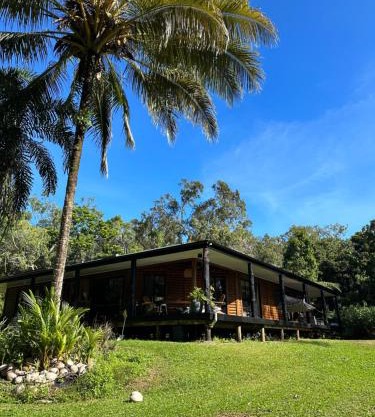 Cow Bay Cabin