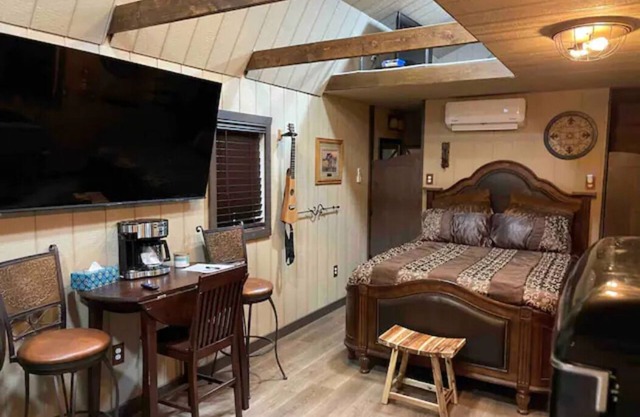 Cowboy Cabin Wild West 40