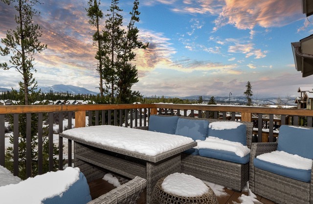 Cozens Pointe E 102 2 Bedroom Condo by RedAwning