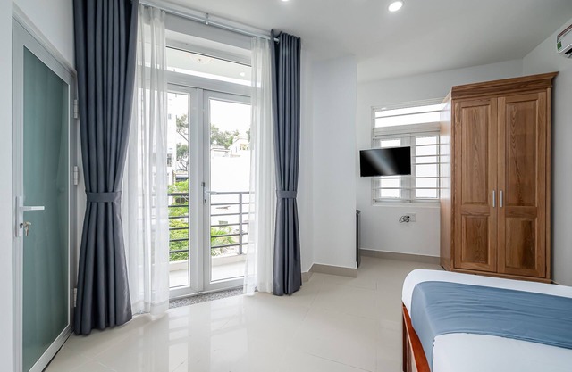Cozrum Homes - Retro House
