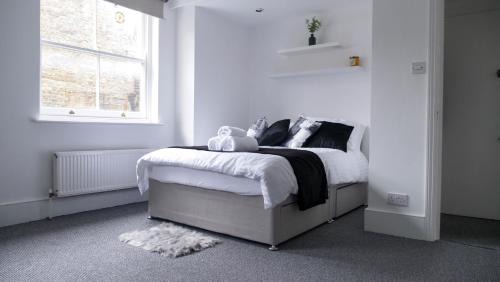Cozy 1 Bed Flat in Shoreditch, Brick Lane - 20mins from Central London