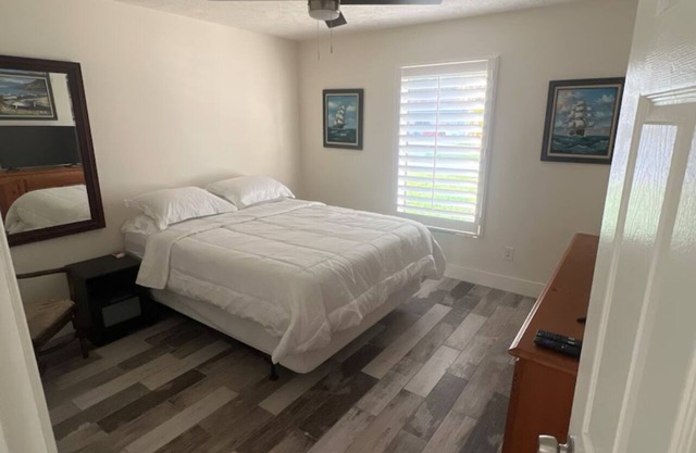 Cozy 1 bedroom and 1 bath apartment in Port St. Lucie with Kitchen, WiFi, AC