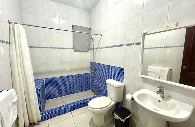 Cozy 1-bedroom apartment in charming Río San Juan with AC, WiFi, rooftop pool