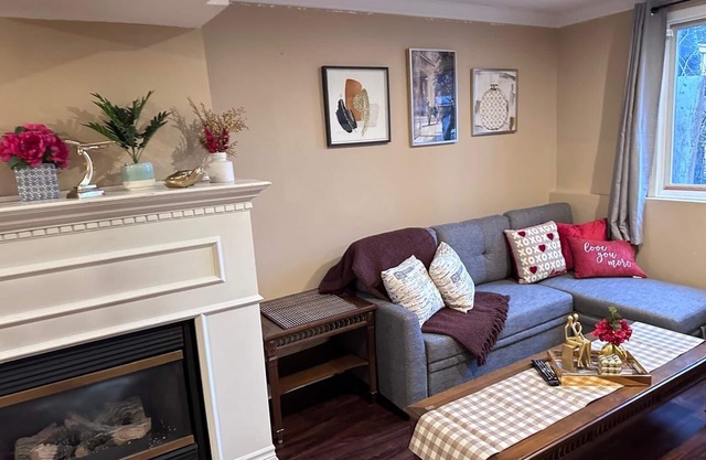 Cozy 1-bedroom apartment Courtice. Pet Friendly !!!