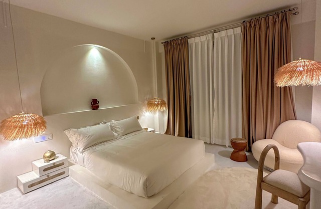 Cozy 1-bedroom apartment in charming Kathmandu with AC, WiFi